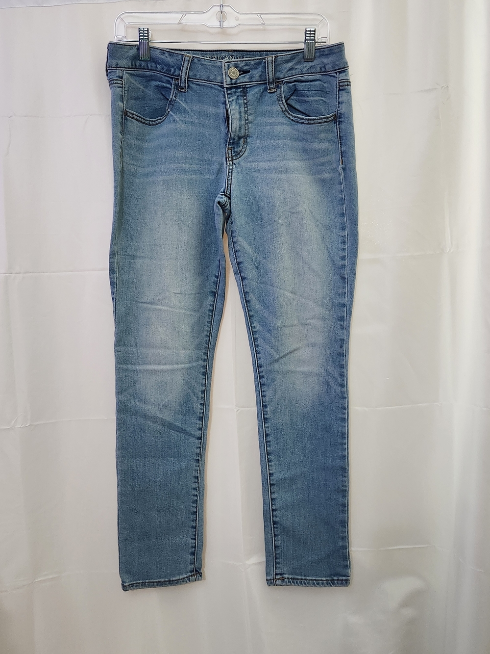 American Eagle Outfitters Light Wash Women’s Skinny Jeggings